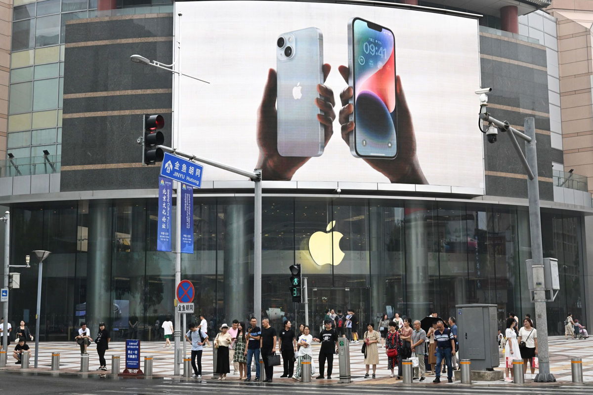 <i>Bloomberg/Getty Images</i><br/>An Apple Inc. store is pictured in Beijing