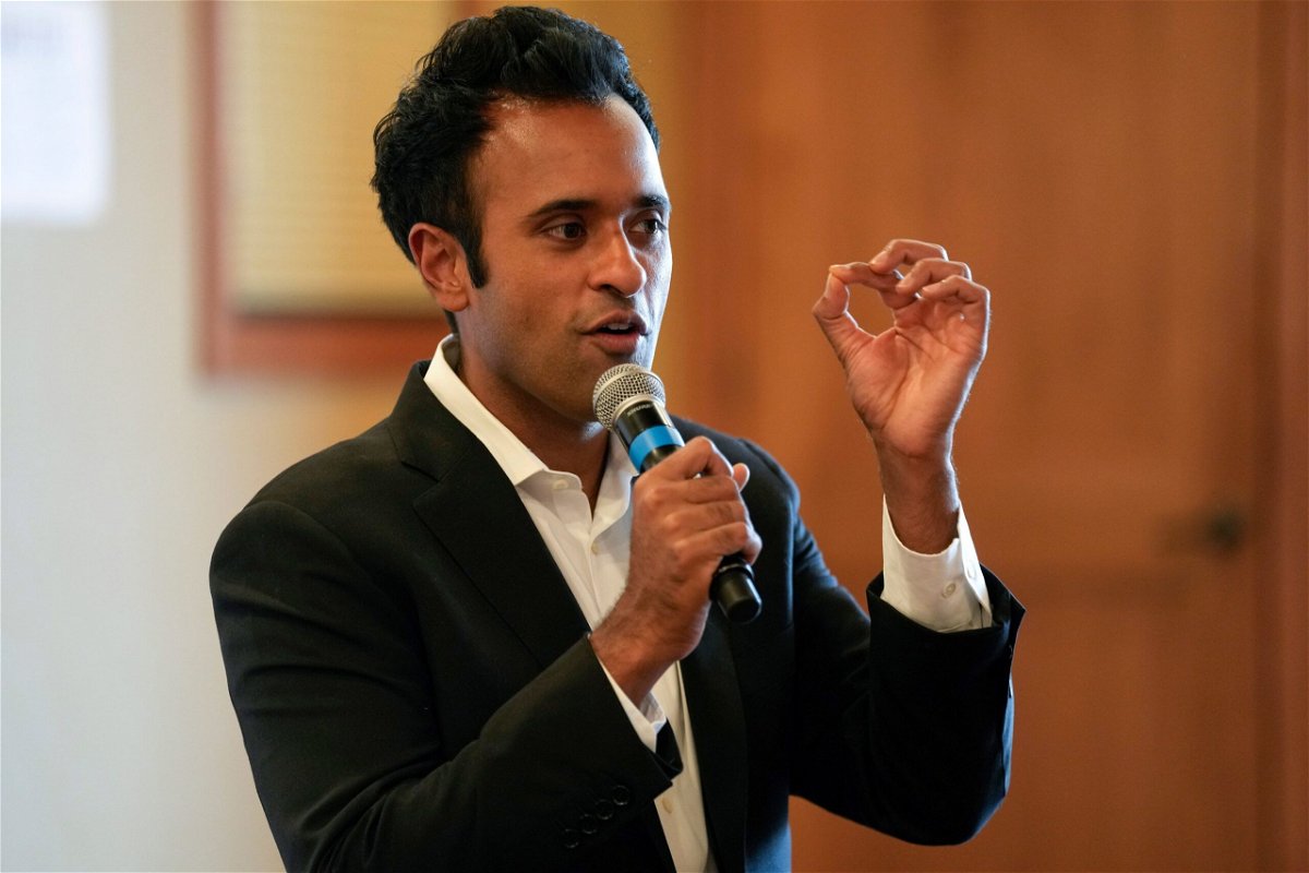 <i>Charlie Neibergall/AP</i><br/>Republican presidential candidate Vivek Ramaswamy speaks during a town hall meeting on Friday