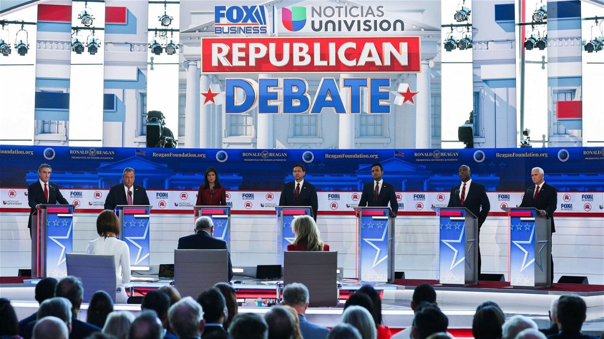 <i>Mike Blake/Reuters</i><br/>GOP candidates attend the second primary debate at the Ronald Reagan Presidential Library in Simi Valley