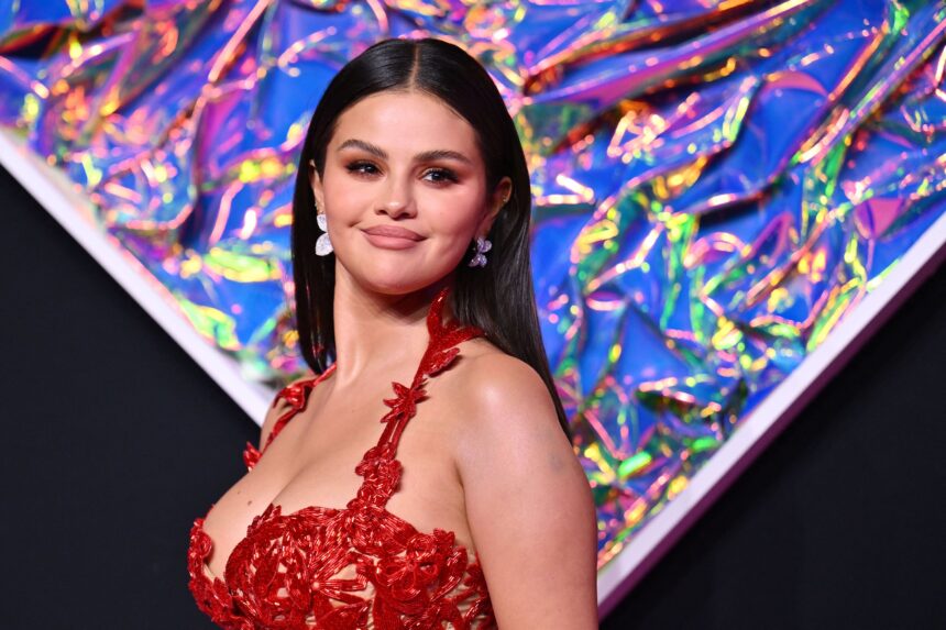 Selena Gomez pokes fun and gets serious about her MTV VMAs look KTVZ