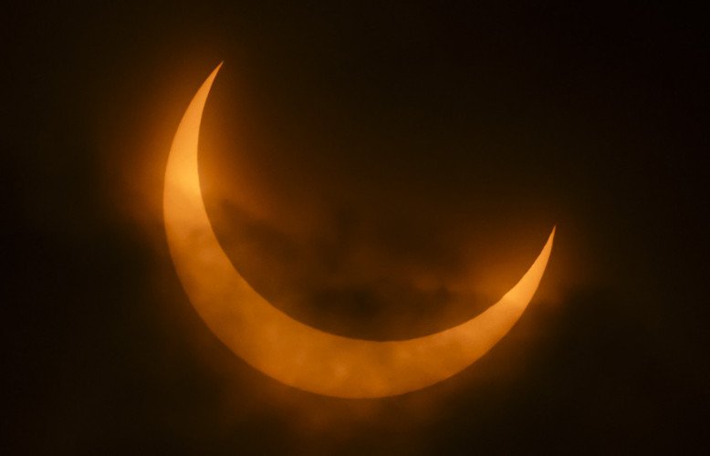 Cloudy eclipse Charlie W Baughman 1014