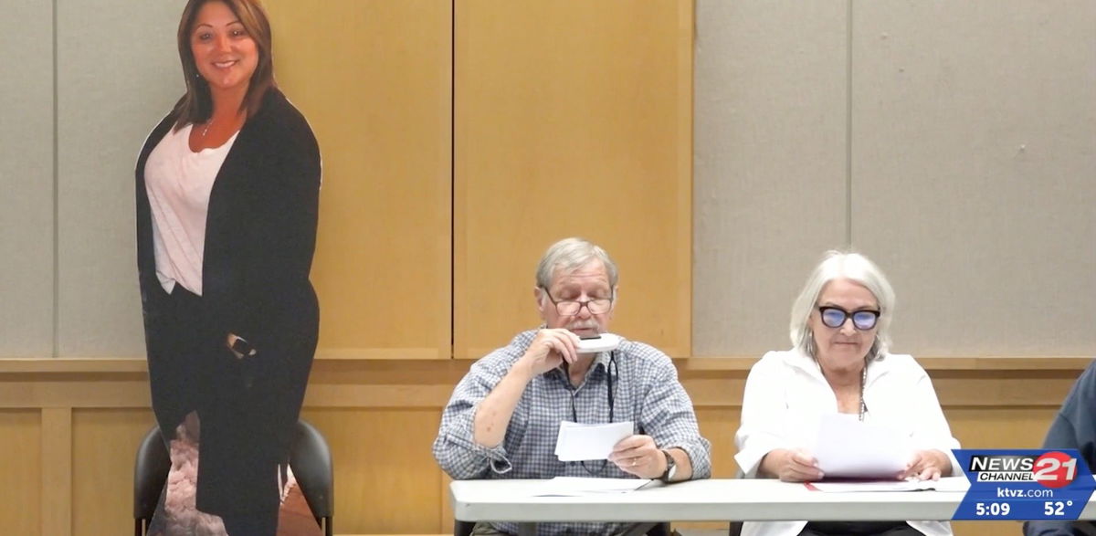 C.O. Activists Stage 'empty-chair Town Hall,' Call On Rep. Lori Chavez ...