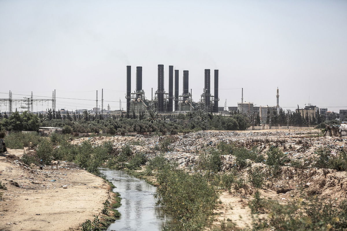 <i>Ali Jadallah/Anadolu Agency/Getty Images/File</i><br/>Qatar-funded fuel tankers arrive near the entrance of the Kerm Abu Salim Border Gate