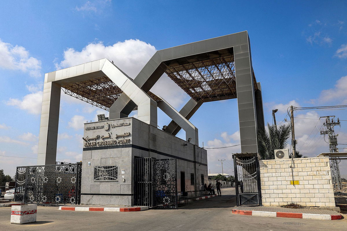 What is the Rafah crossing Gazans last hope to escape the war