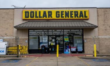 Dollar General has brought back its former chief executive in an attempt to revive its struggling business.