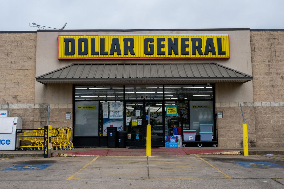 <i>Brandon Bell/Getty Images/FILE</i><br/>Dollar General has brought back its former chief executive in an attempt to revive its struggling business.