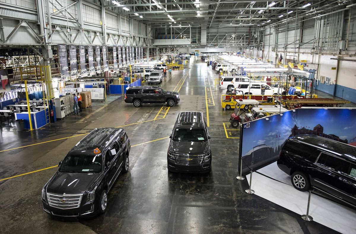 <i>Matthew Busch/Bloomberg/Getty Images</i><br/>Vehicles brought in for repairs are looked over at the General Motors Co. (GM) assembly plant in Arlington