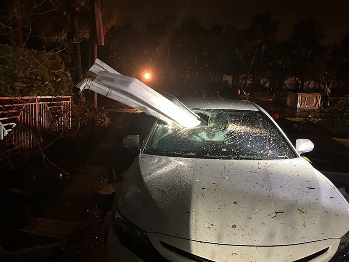 <i>Clearwater Police Department</i><br/>Likely tornado damage in Clearwater Beach