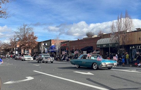 Bend Veterans Day Parade classic cars