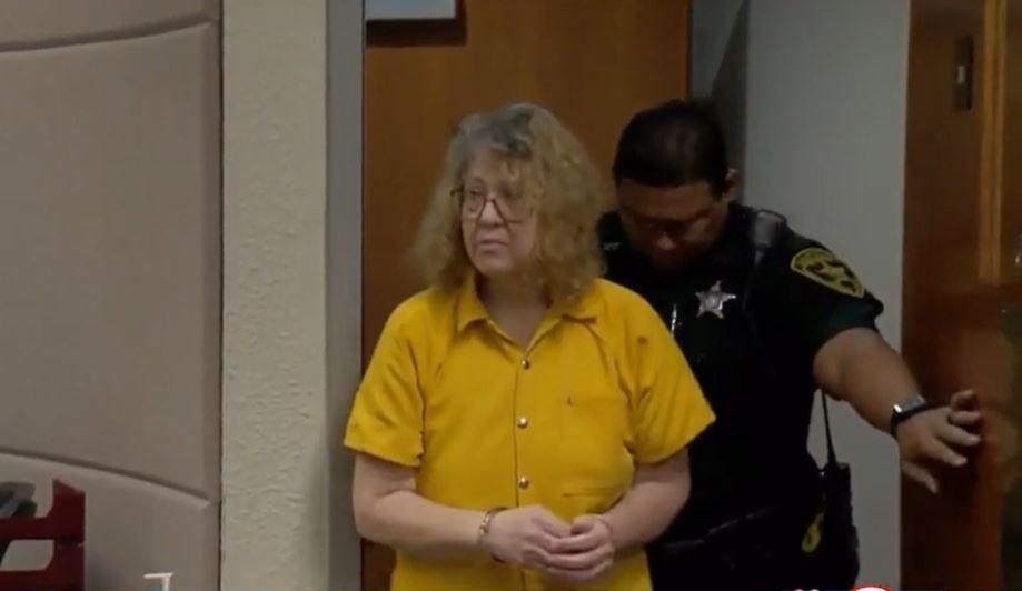 <i></i><br/>A trial date was set for Susan Lorincz