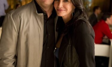 (From left) Matthew Perry and Courteney Cox on 'Go On.' Courteney Cox is remembering Matthew Perry by sharing a memory from the set of “Friends” that she described as one of her “favorites.”