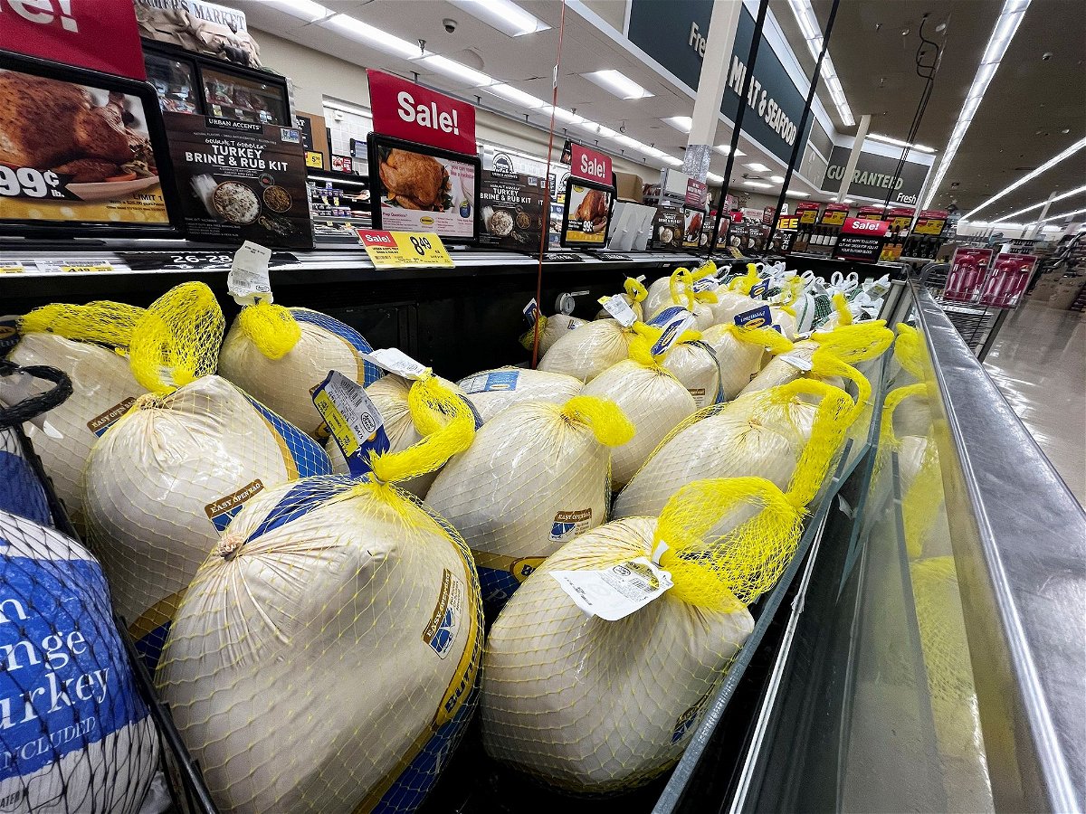 <i>Christopher Walljasper/Reuters</i><br/>Drop in turkey prices could bring down the overall cost of a Thanksgiving home-cooked mean this year.