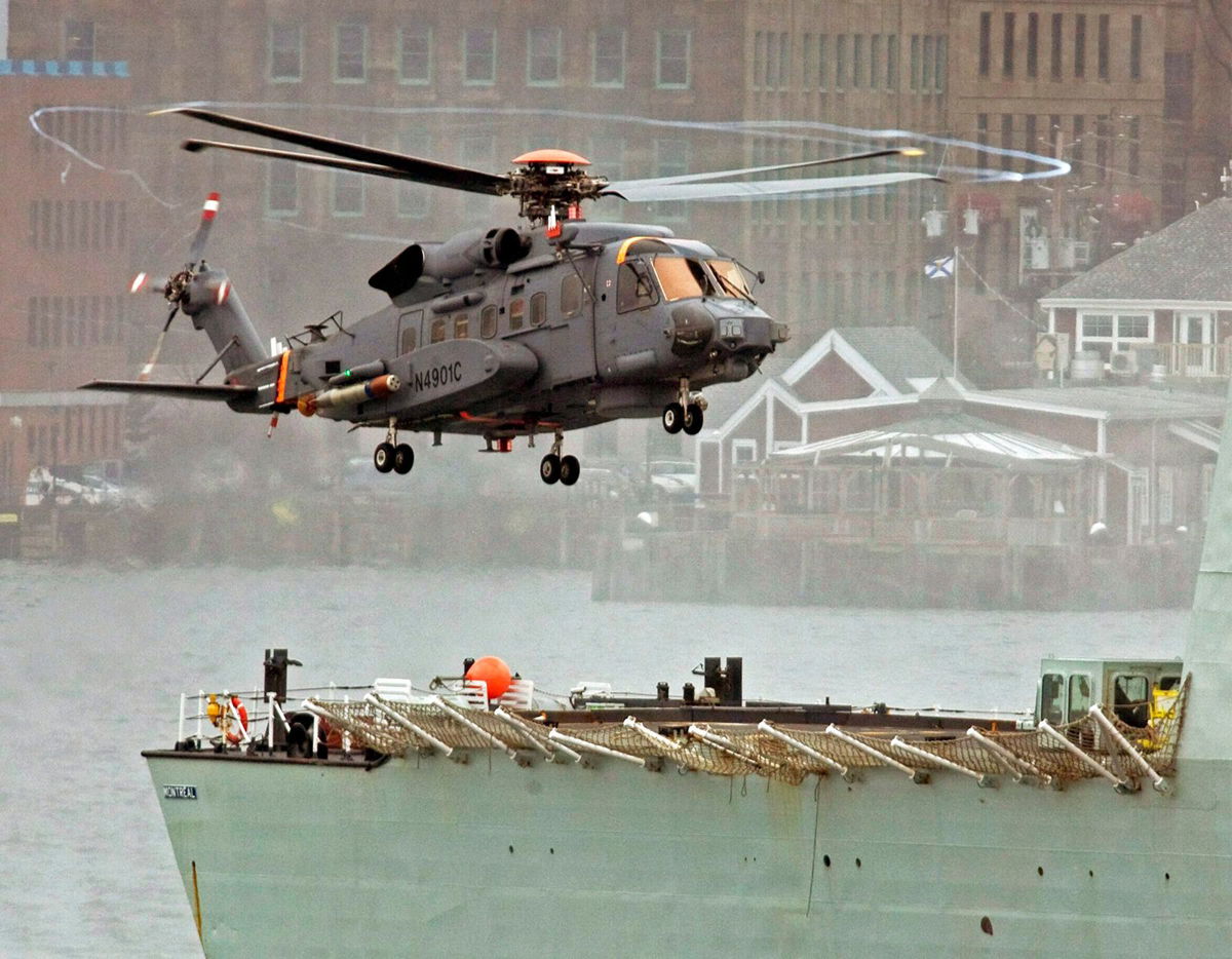 <i>Andrew Vaughan/The Canadian Press/AP/File</i><br/>A Canadian military Sikorsky CH-148 Cyclone conducts test flights with HMCS Montreal in Halifax harbour on  April 1