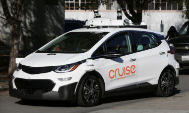Cruise has recalled all 950 of its autonomous vehicles for a software update.