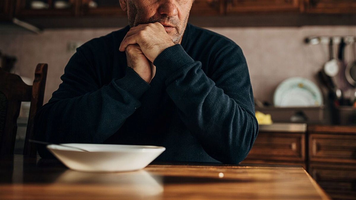 <i>Nes/E+/Getty Images</i><br/>Experiencing social isolation or loneliness is associated with a higher risk of early death