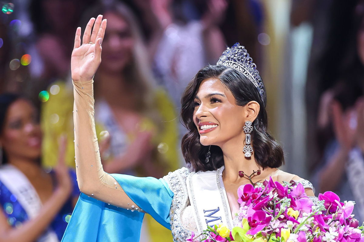 <i>Hector Vivas/Getty Images</i><br/>Sheynnis Palacios of Nicaragua waves to the audience after she was crowned the 2023 Miss Universe during the 72nd Miss Universe Competition on November 18.