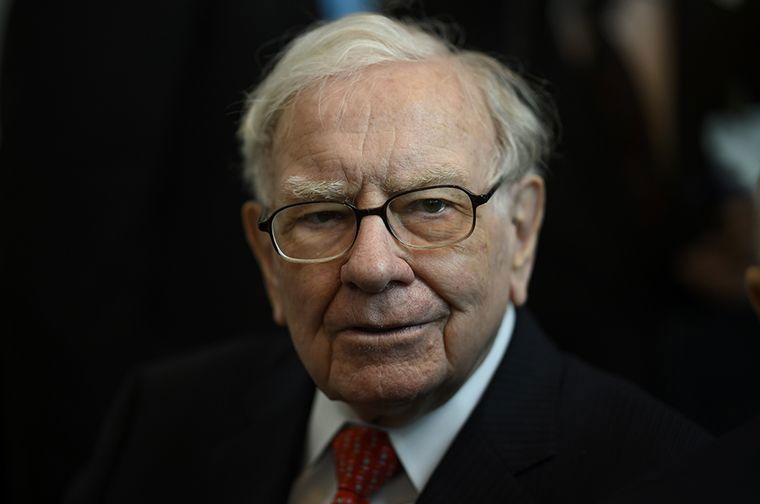 <i>Johannes Eisele/AFP/Getty Images</i><br/>Warren Buffett’s Berkshire Hathaway unloaded its entire $850 million worth of General Motors (GM) stock last quarter