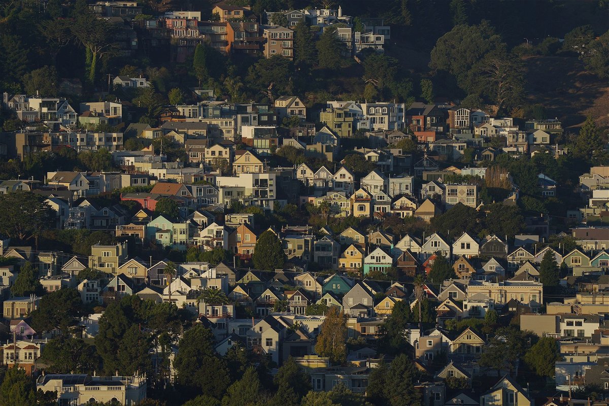 <i>Loren Elliott/Bloomberg/Getty Images</i><br/>A residential neighborhood in San Francisco