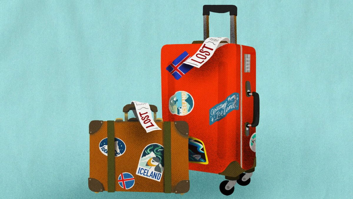 <i>illustraiton by leah abucayan/cnn/getty</i><br/>Some passengers fear airlines losing their bags.