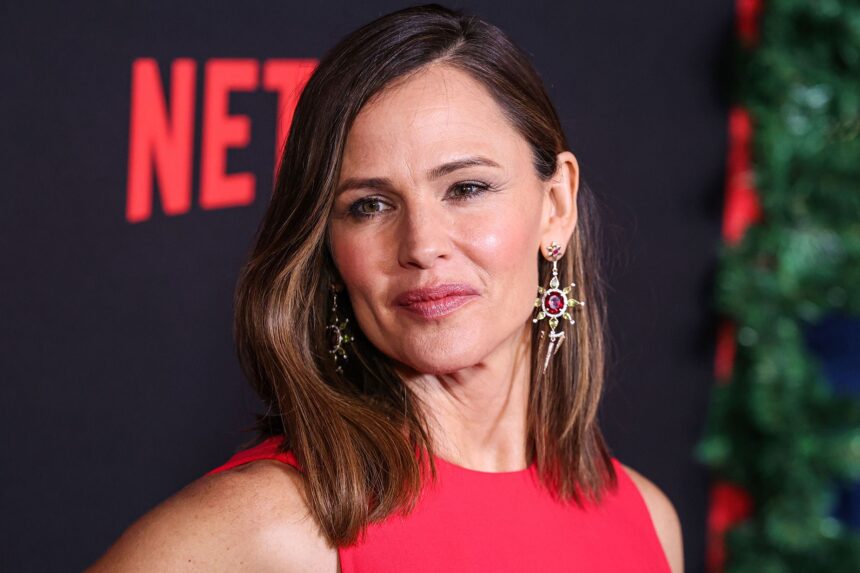 Jennifer Garner lets her kids experience ‘benign neglect.’ Here is why ...