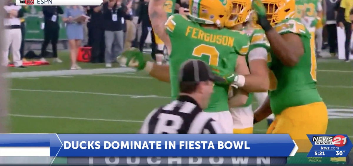 Oregon dominates in Fiesta Bowl win; high school hoops over the