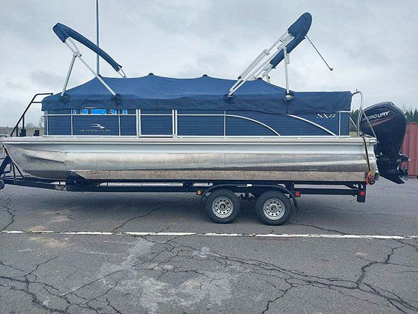 Pontoon boat that was decontaminated at the Ashland Boat Inspection Station