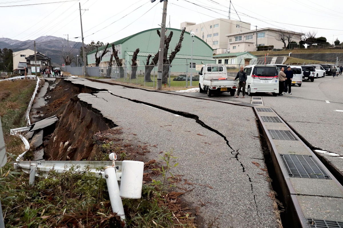 ‘Battle against time’ to find quake survivors as Japan lifts tsunami