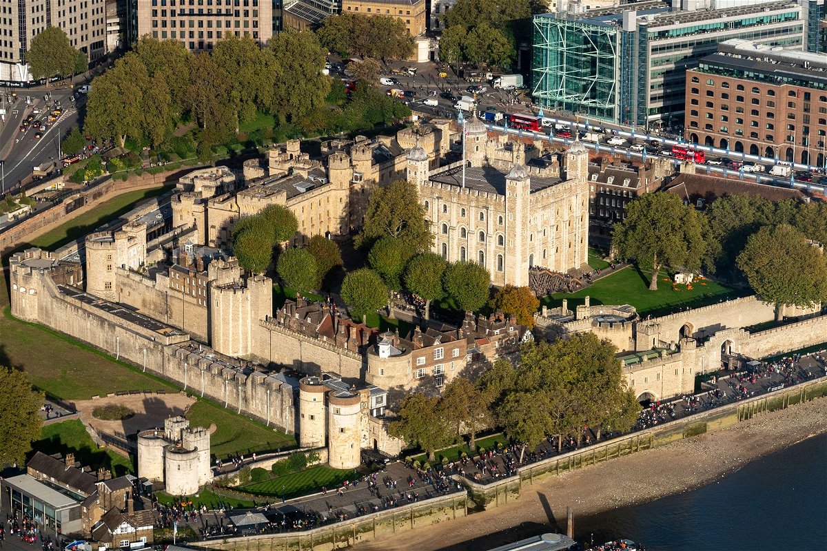 <i>Alasdair Skene/CNN</i><br/>Chris Skaife has been a ravenmaster at the Tower of London for around 17 years.