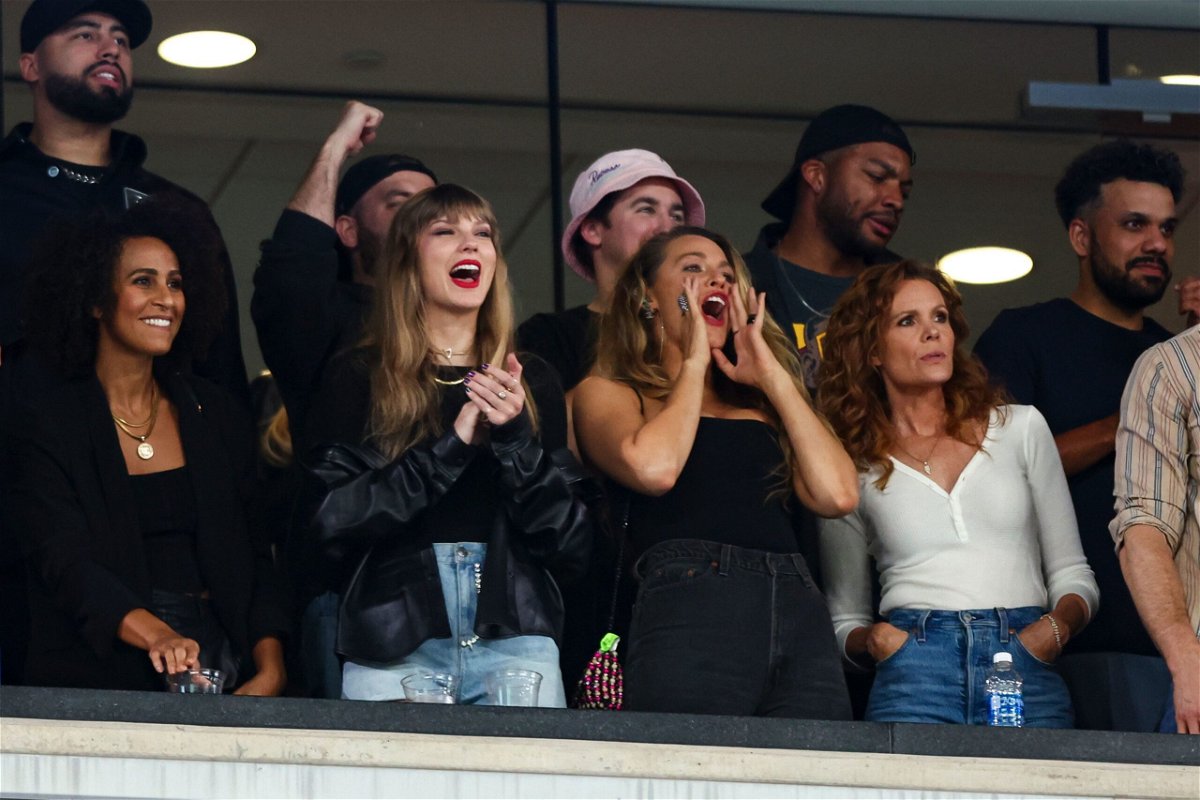 <i>Gotham/GC Images/Getty Images</i><br/>(From left) Taylor Swift and Travis Kelce in New York in October.