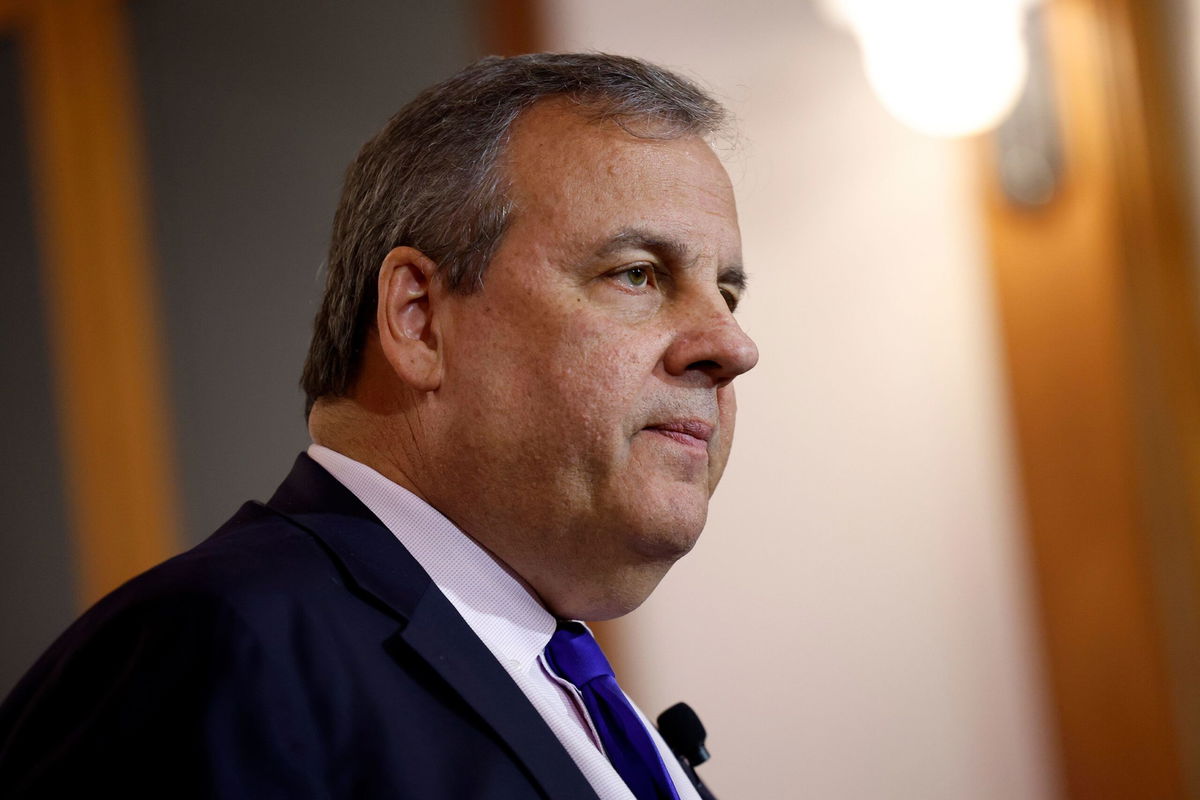 <i>Danielle Parhizkaran/The Boston Globe/Getty Images</i><br/>Chris Christie announces he is dropping out of the Republican presidential race at Searles School and Chapel.