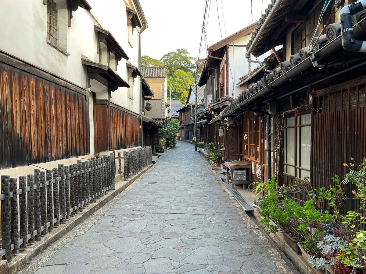 <i>Beth Reiber</i><br/>Tomonoura has about 280 buildings from the Edo Period.