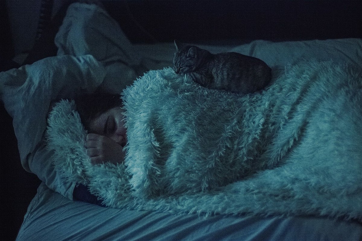 <i>Dmytro Betsenko/Moment RF/Getty Images</i><br/>Sleeping more in the winter could be due to seasonal or behavioral causes.