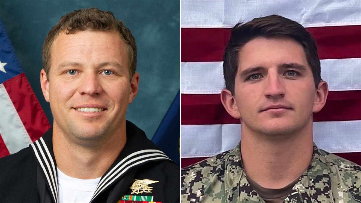 <i>Naval Special Warfare Command</i><br/>Navy Special Warfare Operation 1st Class Chris Chambers and Navy Special Warfare Operator 2nd Class Gage Ingram are pictured here in this split image.