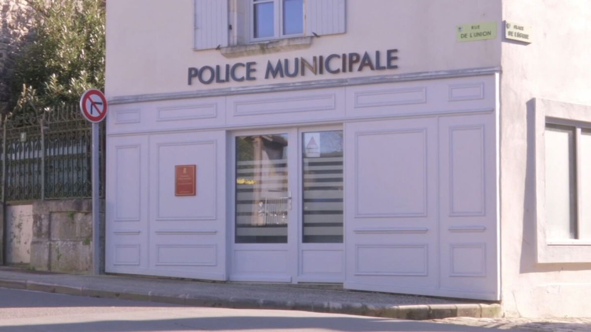 <i>BFMTV</i><br/>The French mother was sentenced last week in Charente.