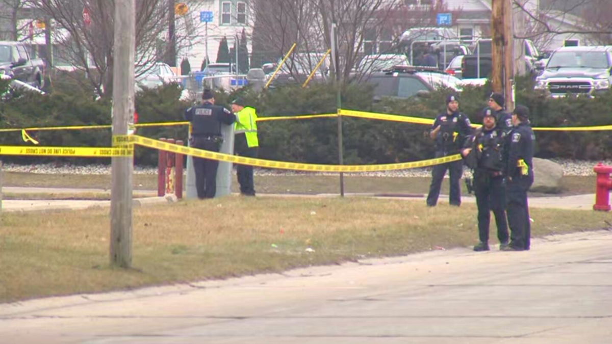 <i>WDJT</i><br/>The South Milwaukee Police Department is investigating reports of a dead body found in a barrel on Carroll and Chicago Ave.