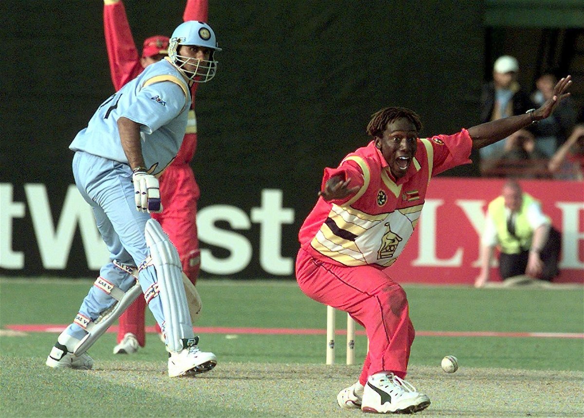 <i>Max Nash/AP</i><br/>Olonga appeals for a wicket against India in 1999.
