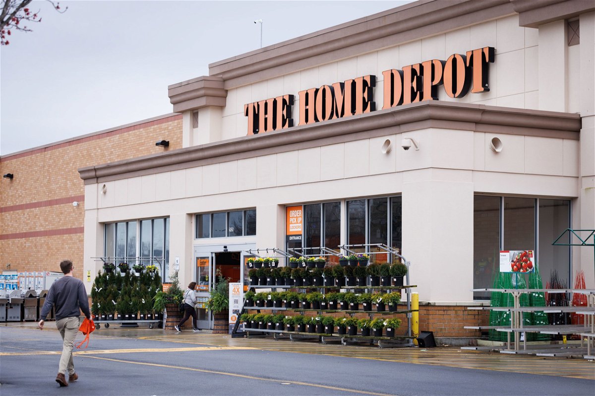 <i>Dustin Chambers/Bloomberg/Getty Images</i><br/>Home Depot projects that sales will continue to decline 1% in 2024.