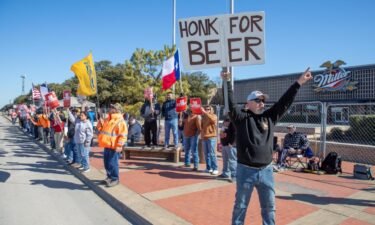 Picket lines seen Monday at the Molson Coors brewery in Fort Worth