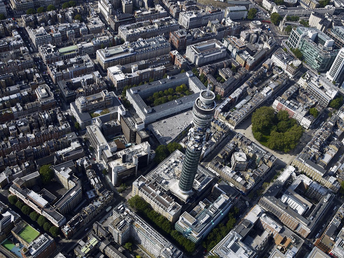 <i>Vuk Valcic/SOPA Images/Shutterstock</i><br/>Once London's tallest building
