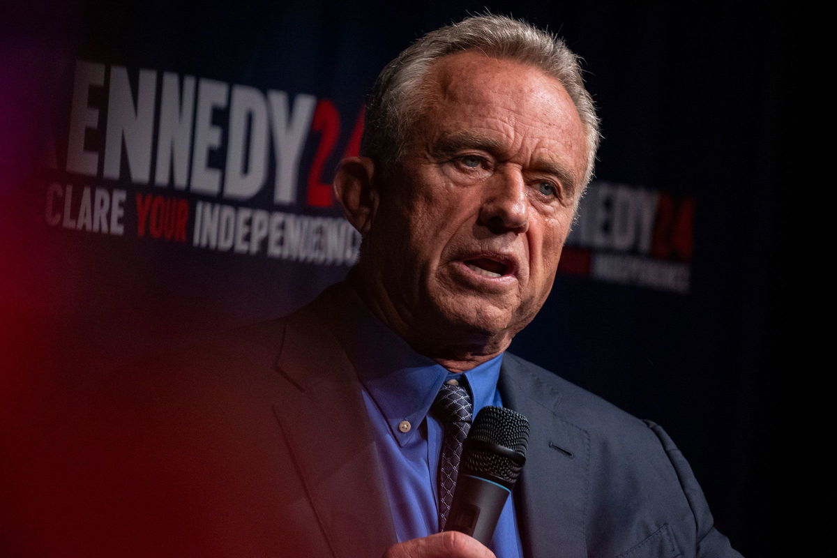 <i>Eva Marie Uzcategui/Getty Images</i><br/>Independent presidential candidate Robert F. Kennedy Jr. speaks during a campaign event 