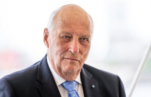 Norway’s King Harald has been fitted with a temporary pacemaker. Harald is pictured here during a press conference on the royal yacht Norge in Aarhus