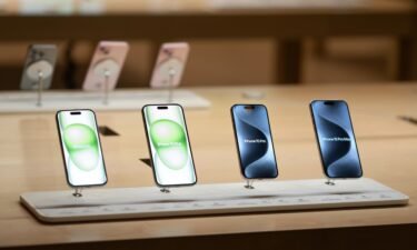 Apple iPhone 15 smartphones at the company's Grand Central store in New York