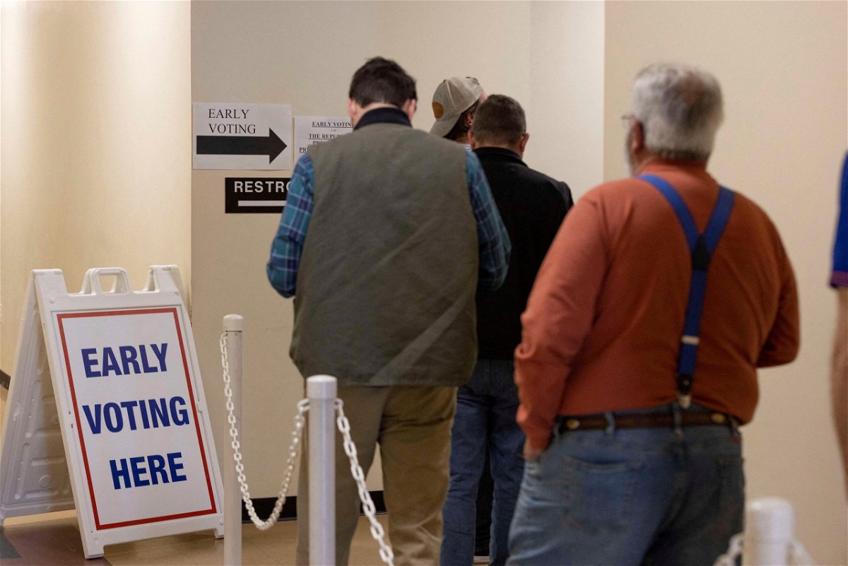 <i>Alyssa Pointer/Reuters via CNN Newsource</i><br/>People wait in line to vote early in Lexington