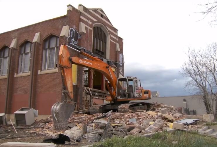 <i>KSTU via CNN Newsource</i><br/>A historic building in Salt Lake City has become the focal point of controversy as demolition commenced on Easter morning