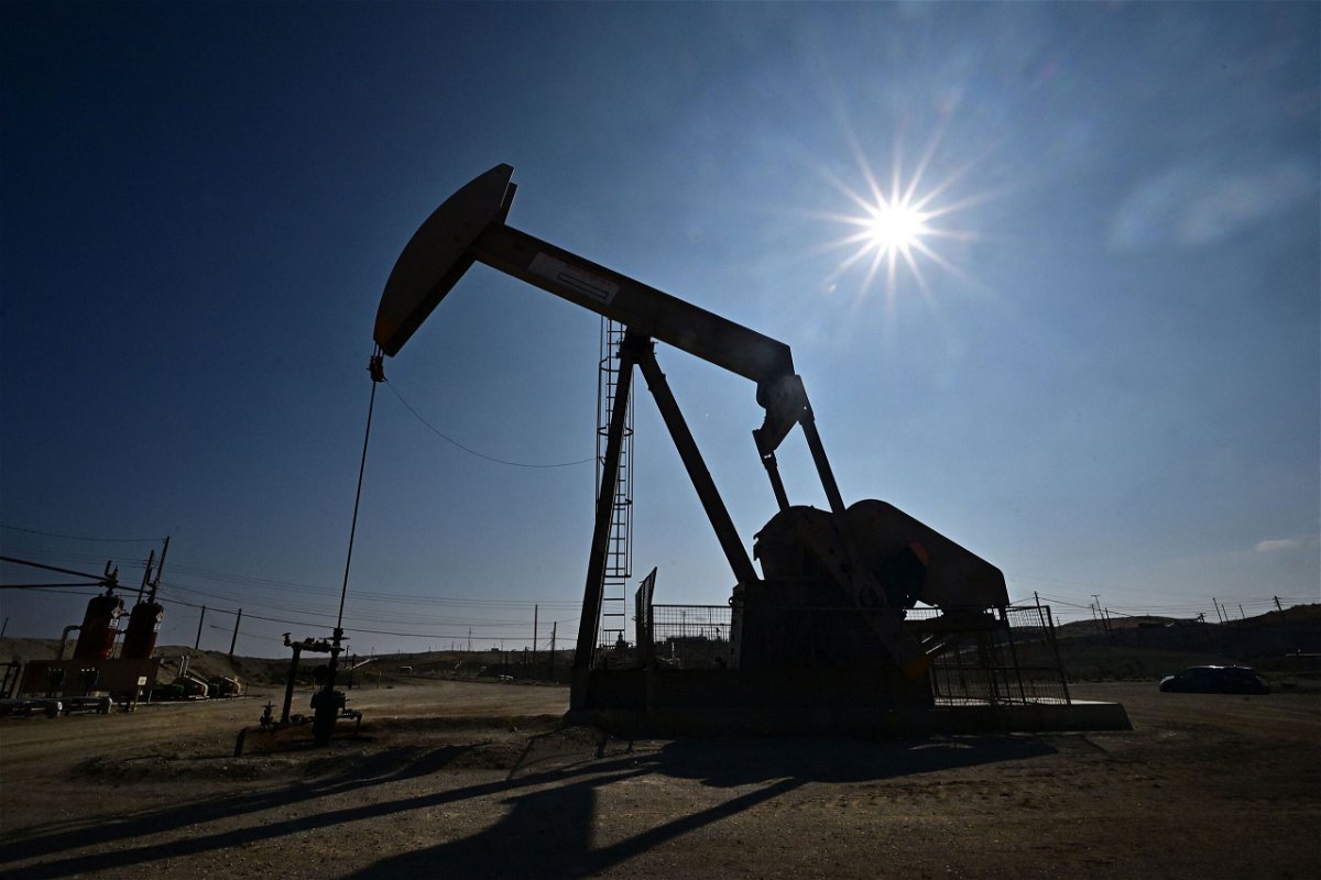 <i>Frederic J. Brown/AFP/Getty Images via CNN Newsource</i><br/>An oil pumpjack in Taft