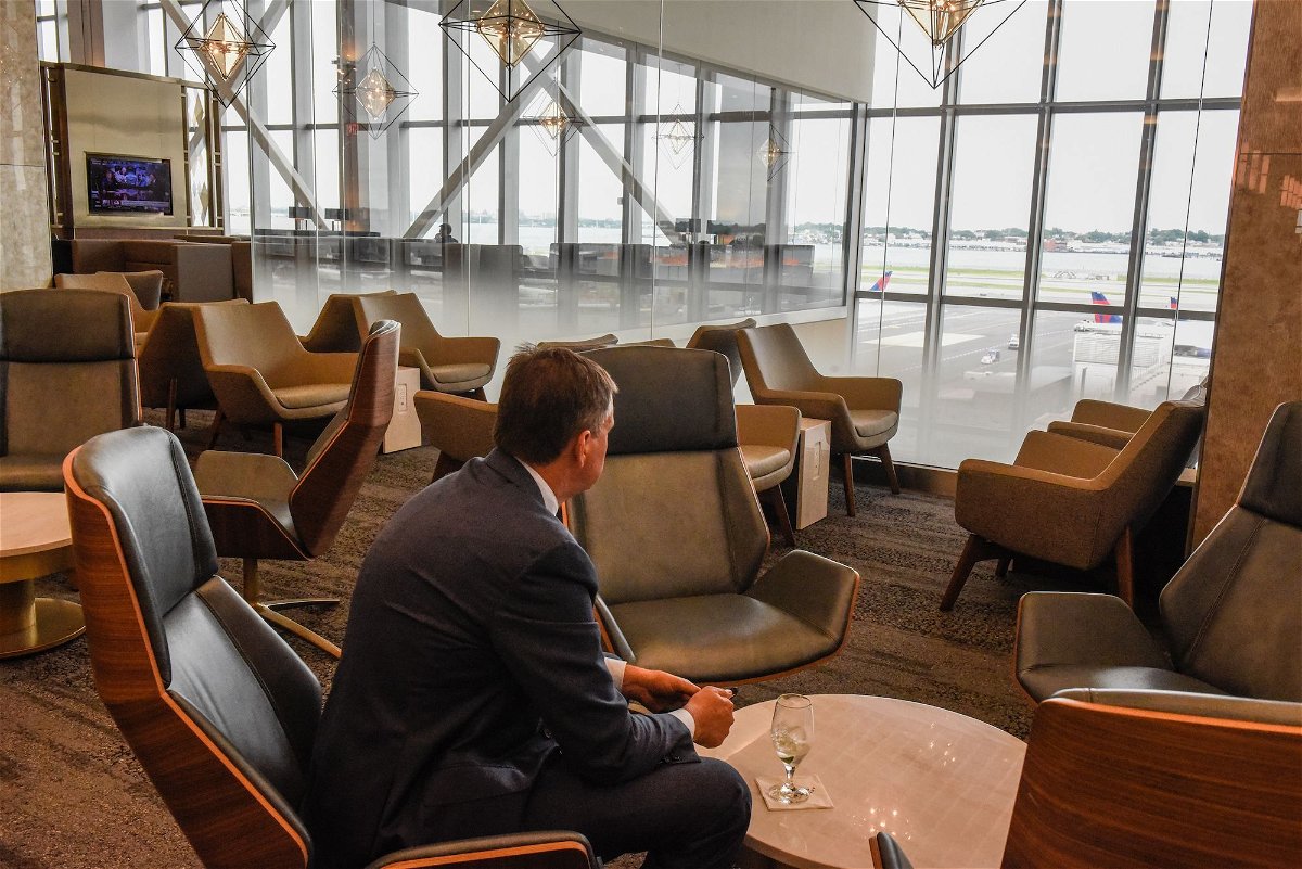 <i>Stephanie Keith/Bloomberg/Getty Images via CNN Newsource</i><br/>Airport lounges are just a few of the many perks promised for consumers who use airline reward cards