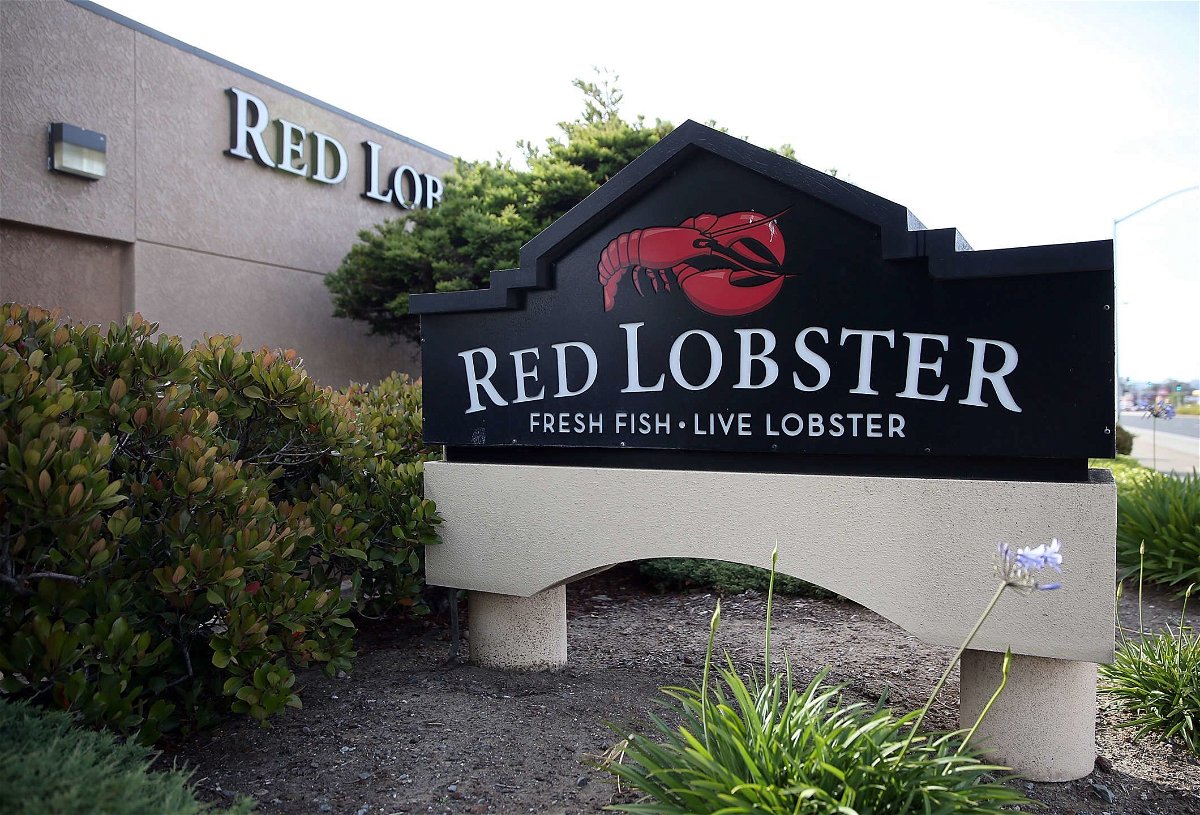 <i>Getty Images via CNN Newsource</i><br/>Struggling Red Lobster is abruptly closing at least 48 of its restaurants around the country