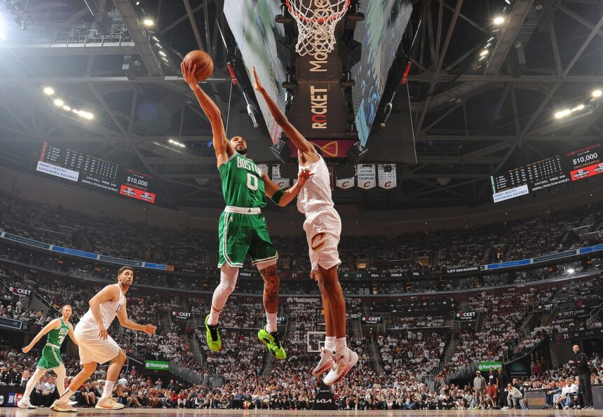 LeBron James courtside for Cleveland Cavaliers defeat to Boston Celtics ...