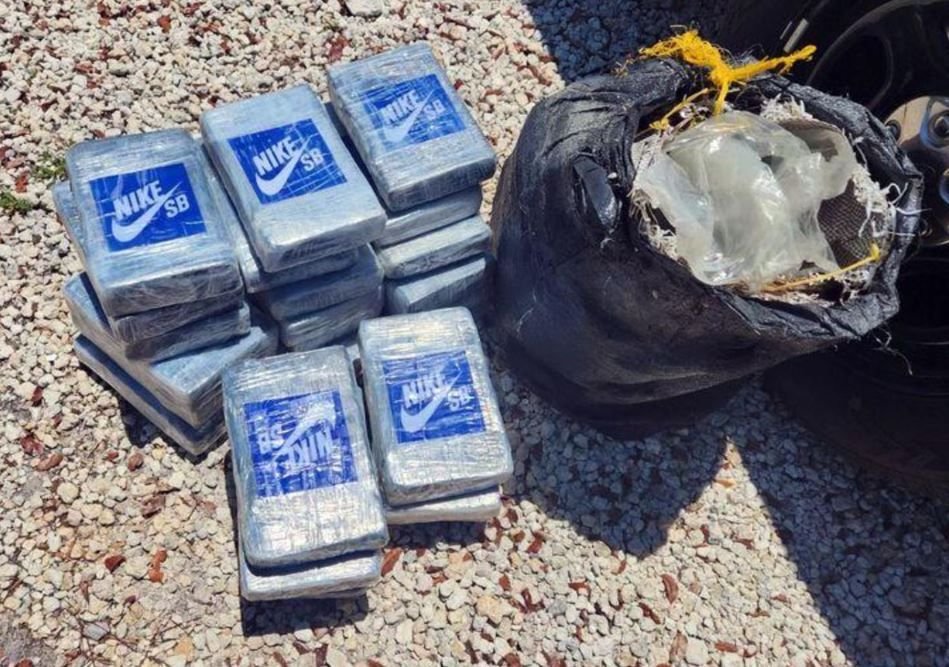 <i>MONROE COUNTY SHERIFF/WFOR via CNN Newsource</i><br/>Divers discovered 25 bricks of suspected cocaine marked with fake Nike logos off the Key West coast.