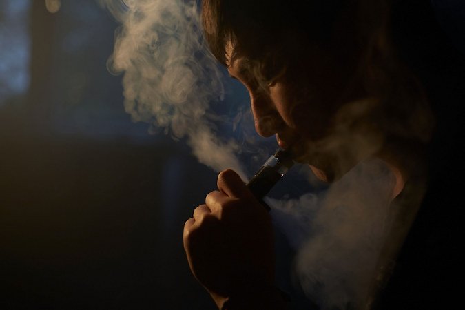Federal health officials are partnering with the US Department of Justice to fight the illegal sale and distribution of e-cigarettes.